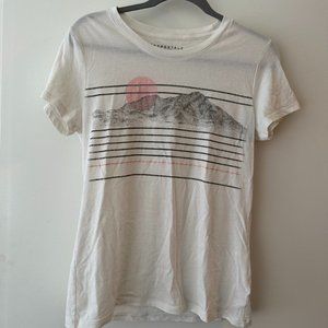 Aeropostale White Graphic T shirt with Sunset & Mountain